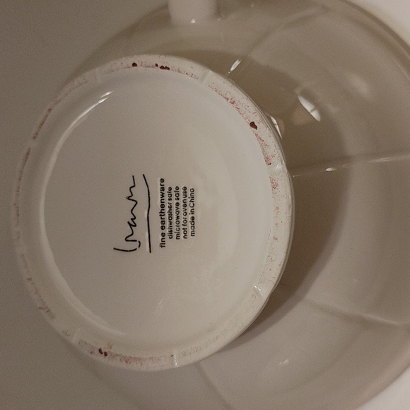 Fine Earthenware Tea Pot and Cup Set - Picture 3 of 7